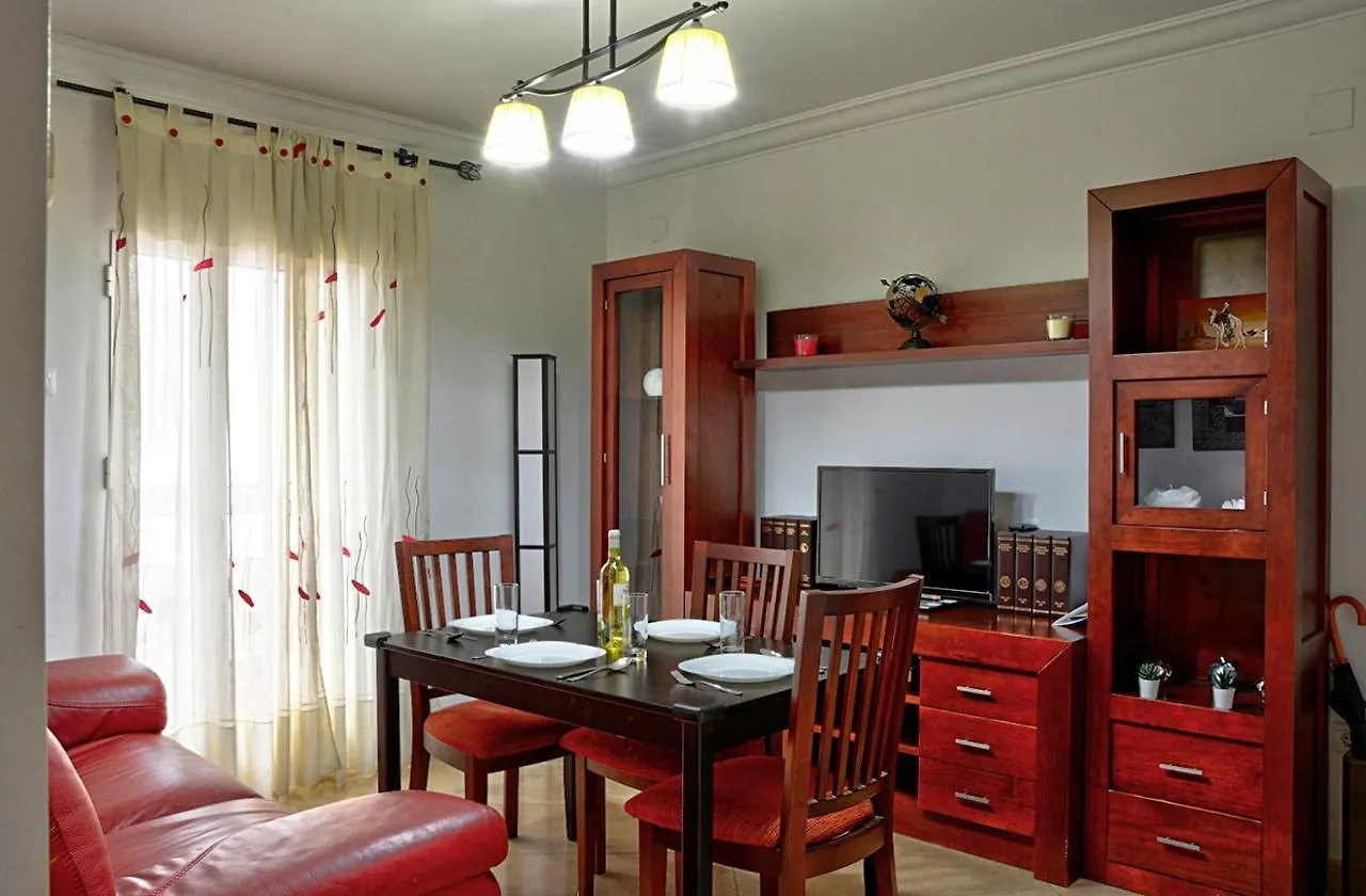 Checkinn - Apartamento De 3 Dormitorios En Triana